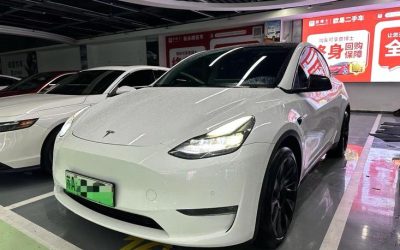 r216518-tesla-model-y-2022_0