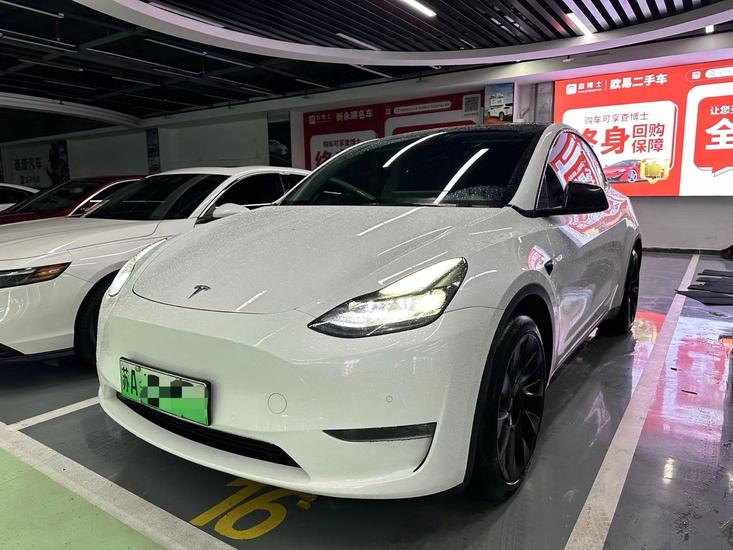 r216518-tesla-model-y-2022_0