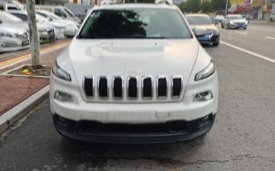 r216533-jeep20cherokee-2016_0