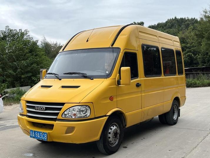 r216616-iveco-power-daily-2017_0