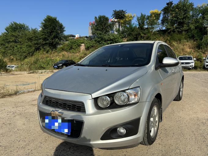 r216637-chevrolet-aveo-2012_0