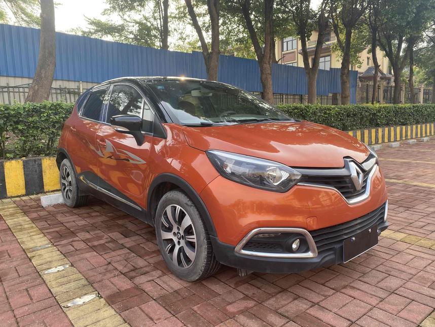 r216647-renault-captur-2016_0
