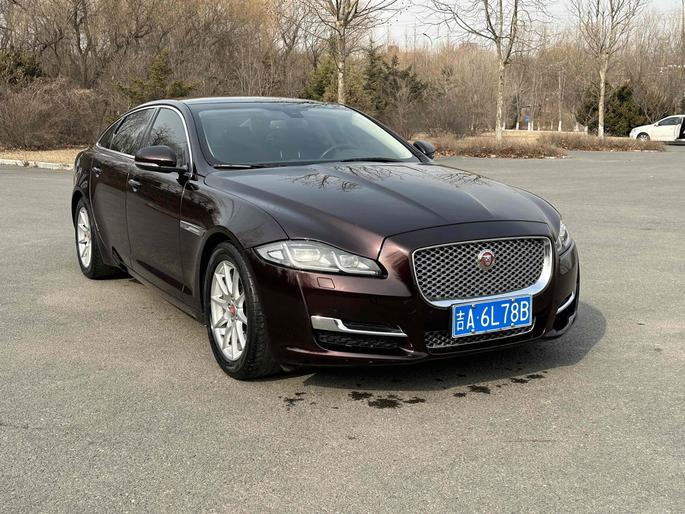 r216667-jaguar20xj-2017_0
