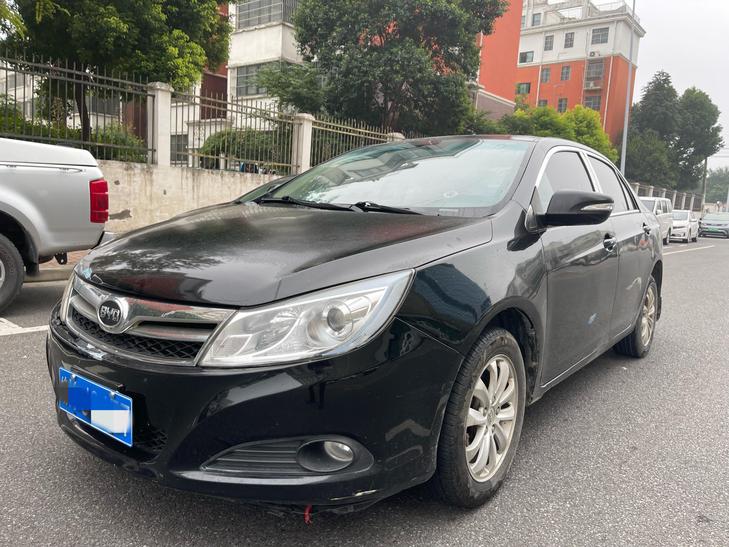 r216694-byd20surui-2014_0
