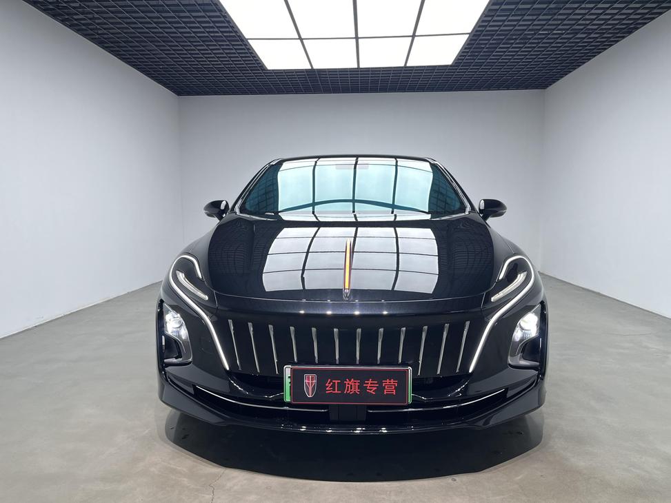 r216716-hongqi-e-qm5-2023_0