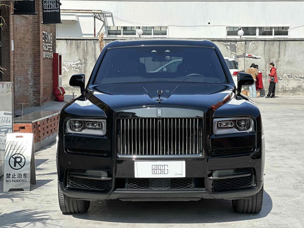 r216718-rolls-royce-cullinan-2021_0
