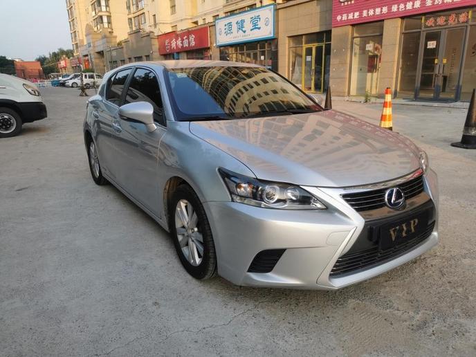 r216762-lexus-ct-2015_0