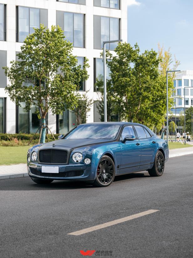 r216775-bentley20mulsanne-2012_0