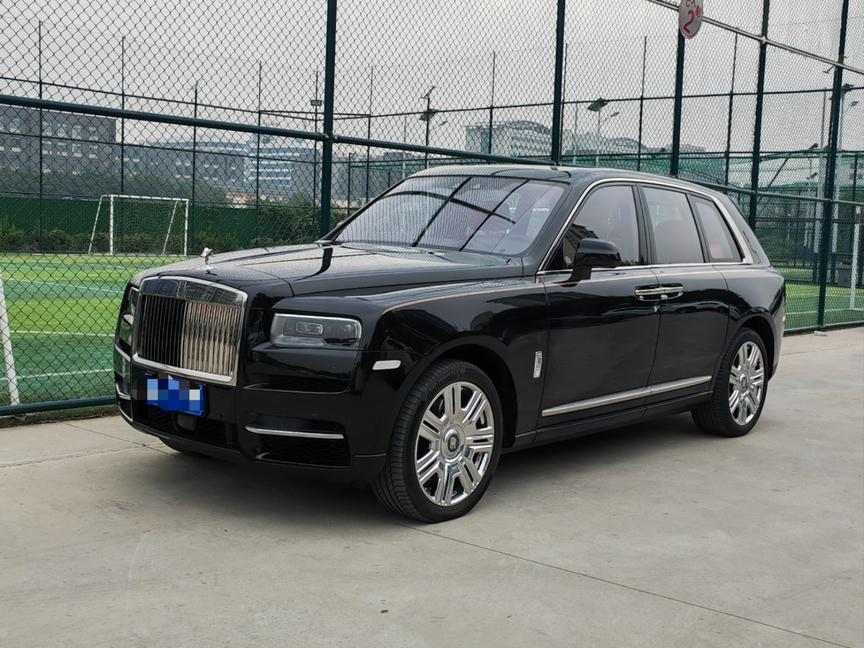 r216782-rolls-royce-cullinan-2024_0