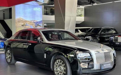 r216821-rolls-royce-ghost-2014_0