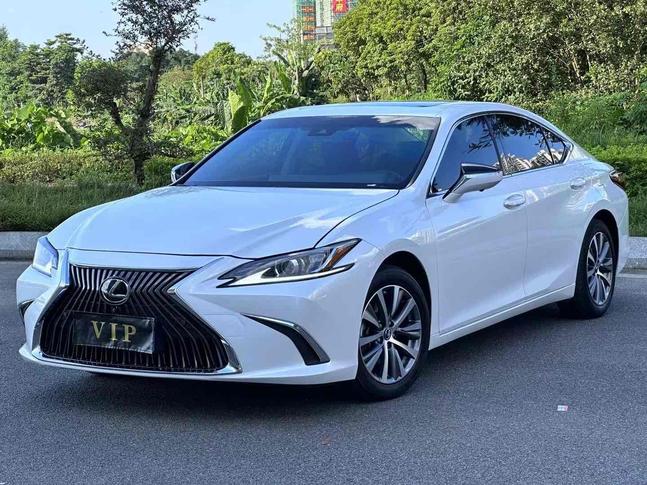r216832-lexus-es-2020_0