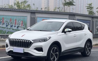 r216879-hongqi20e-hs3-2020_0