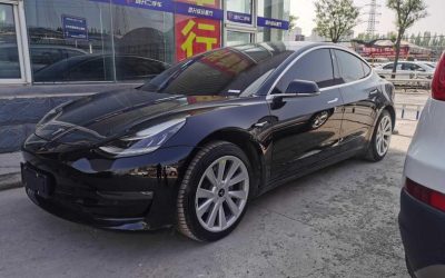 R216906-Tesla-Model-3-2020_0