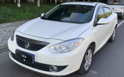 r216915-renault-fluence-2012_0