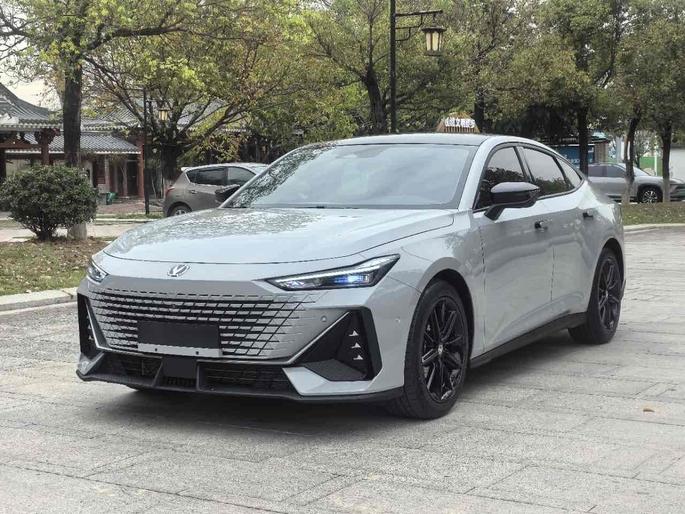 r216937-changan20uni-v-2022_0