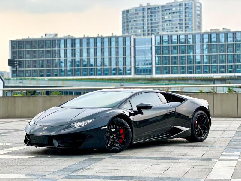 r216987-lamborghini-huracan-2019_0