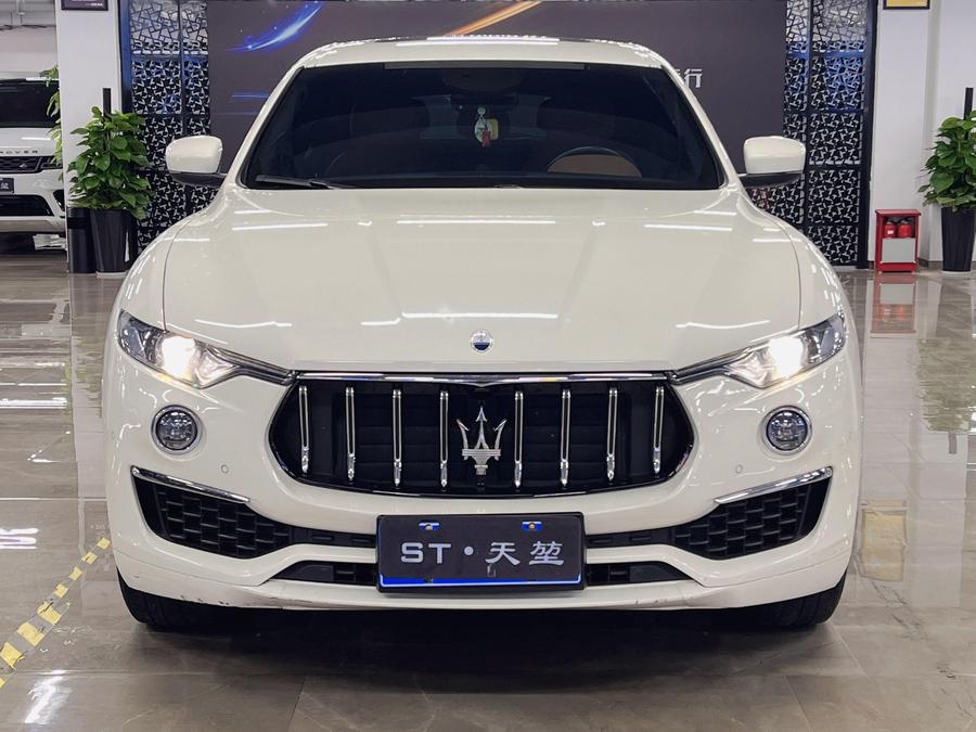 r217052-maserati-levante-2022_0