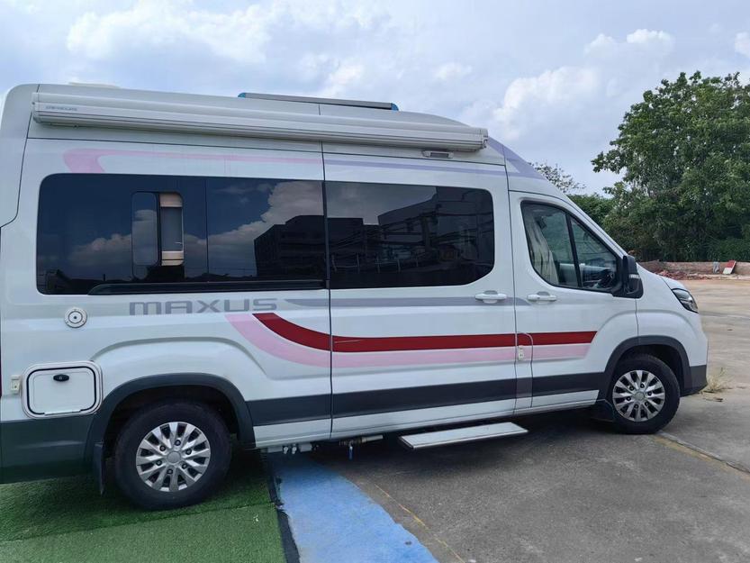 r217197-saic-maxus-v90-rv-2022_0
