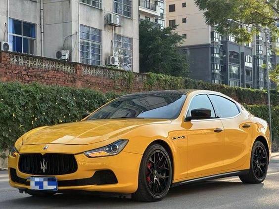 r217220-maserati20ghibli-2015_0
