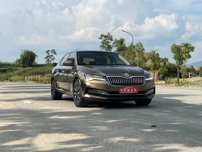 r217225-skoda-superb-2020_0