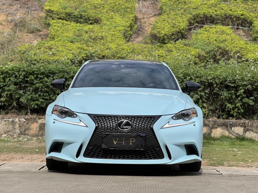 r217267-lexus-is-2016_0