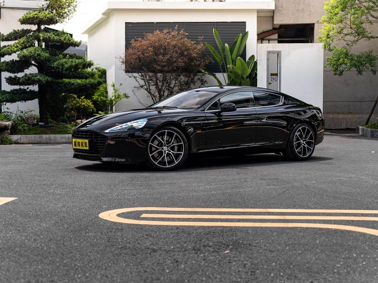 r217268-aston-martin-rapide-2015_0