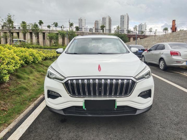 r217269-hongqi-e-hs3-2019_0