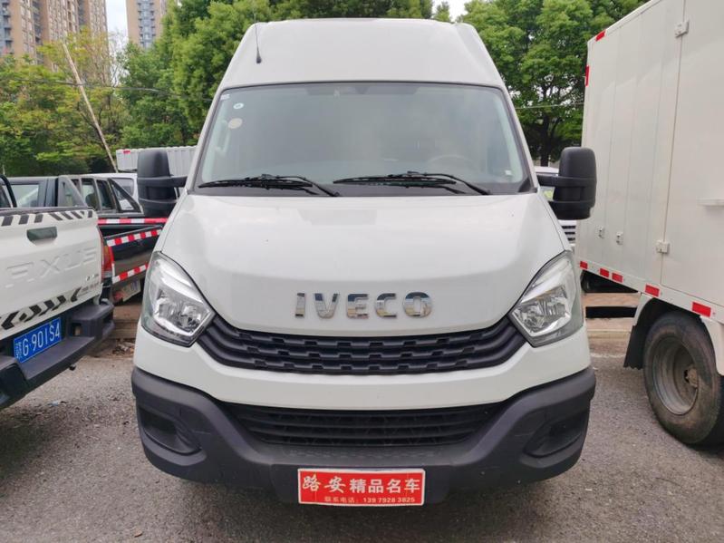 r217283-iveco-daily-2023_0