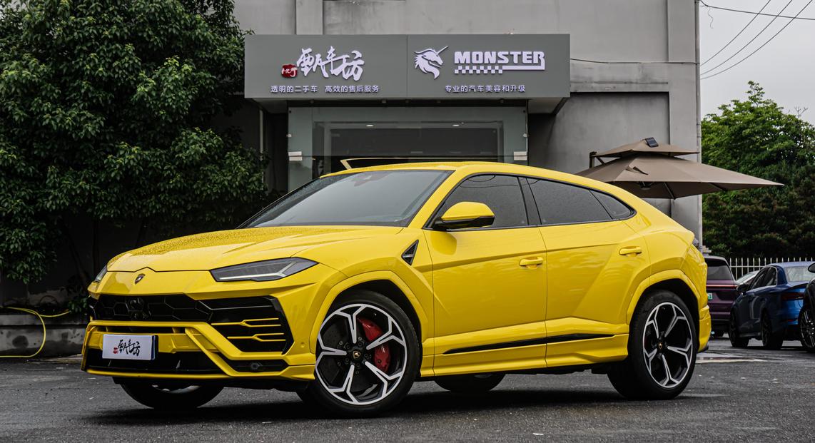 r217318-lamborghini20urus-2019_0