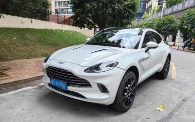 r217340-aston-martin-dbx-2022_0
