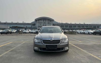 r217380-skoda20superb-2011_0