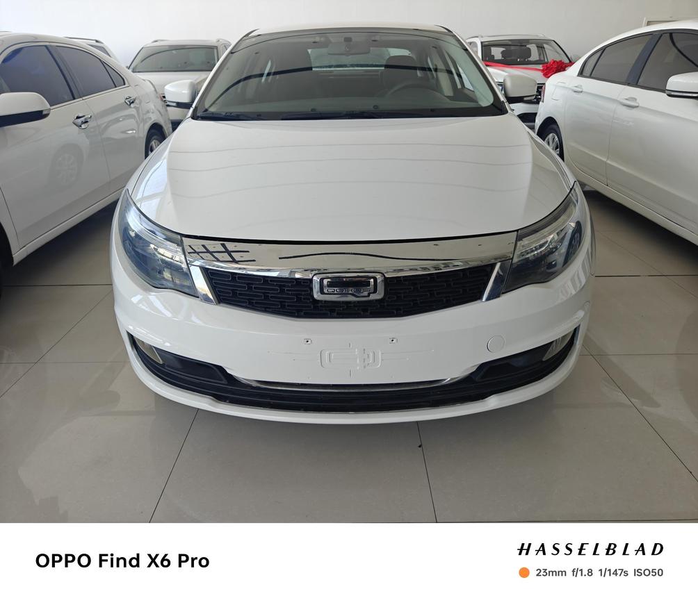 r217401-qoros-3-2019_0