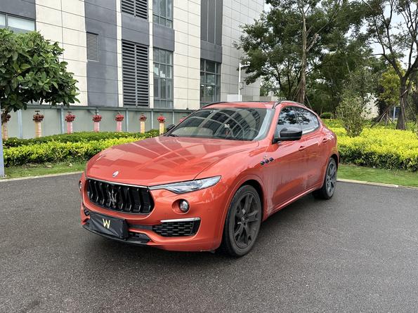 r217443-maserati-levante-2022_0