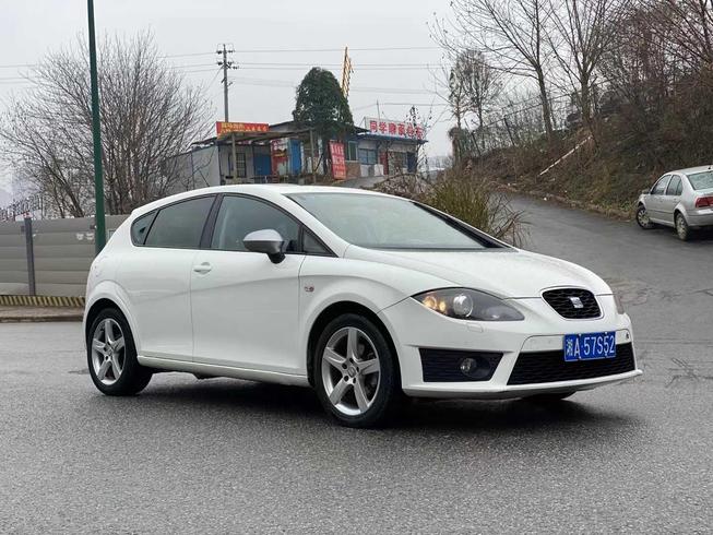 r217561-seat-leon-2013_0