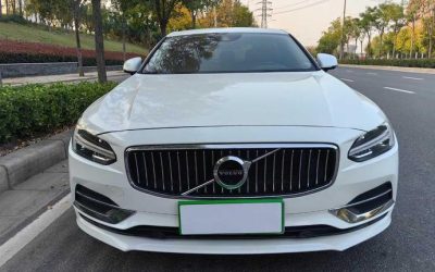 r217563-volvo-s90-2019_0