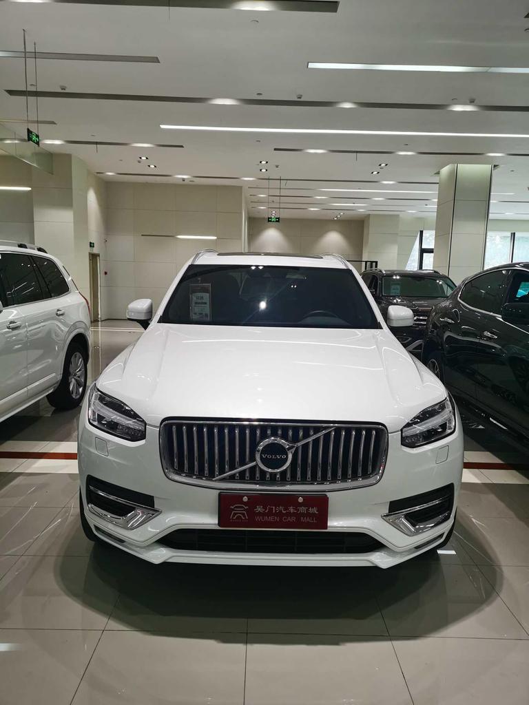 r217597-volvo-xc90-2021_0