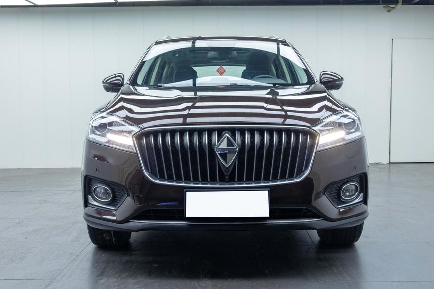 r217605-borgward20bx7-2019_0
