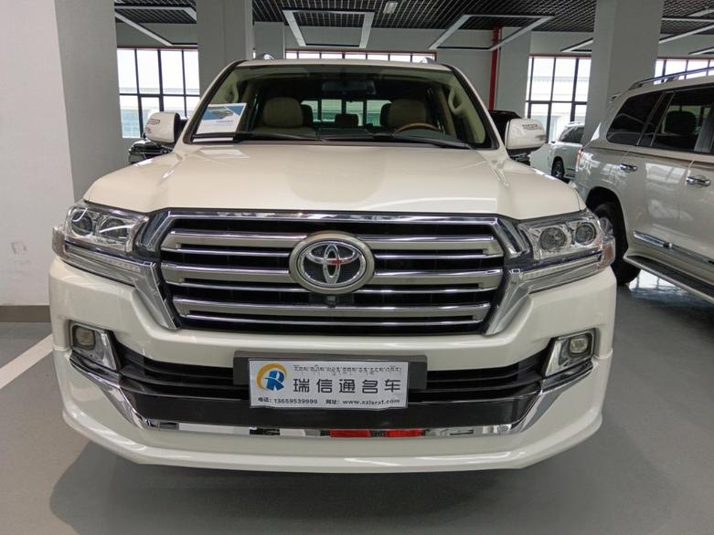 r217623-toyota-land-cruiser-2018_0