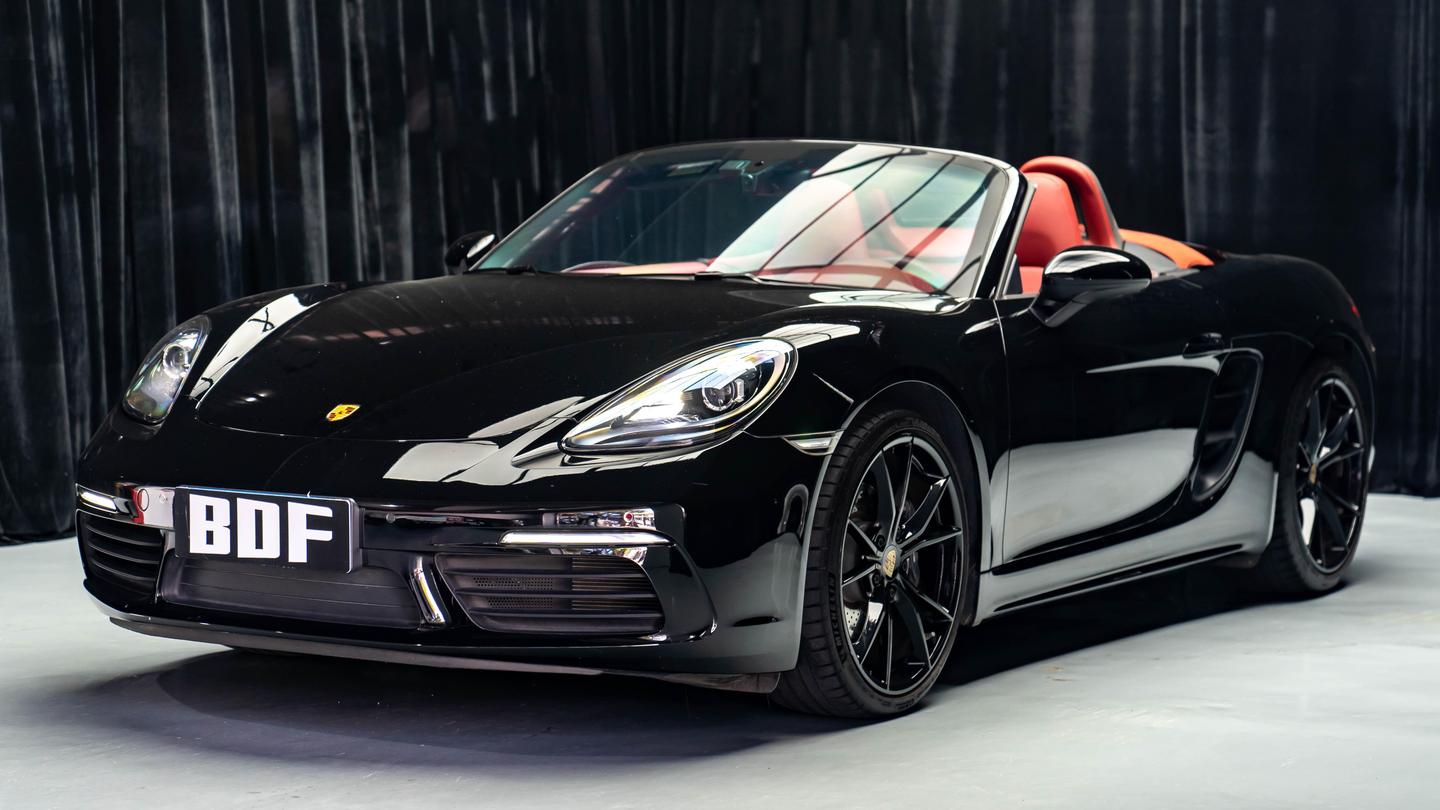 r217761-porsche-718-2022_0