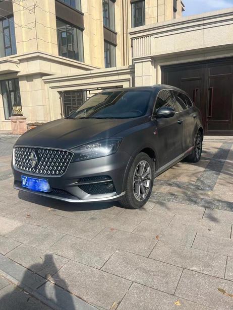 r218024-borgward-bx7-2019_0
