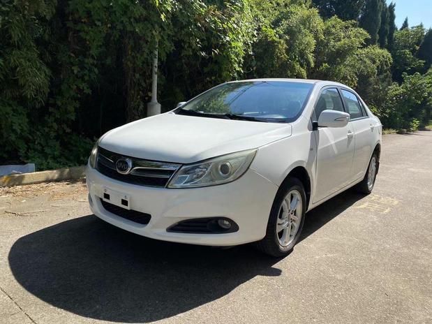 r218147-byd-surui-2014_0