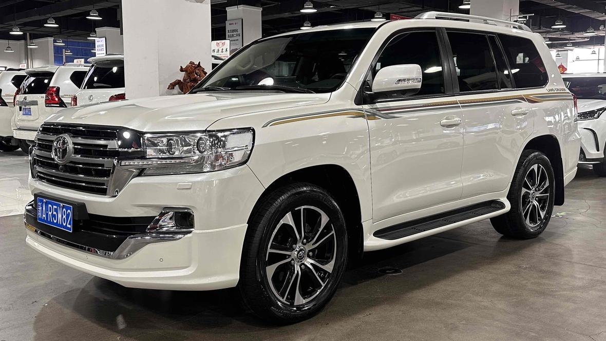 r218277-toyota-land-cruiser-2020_0