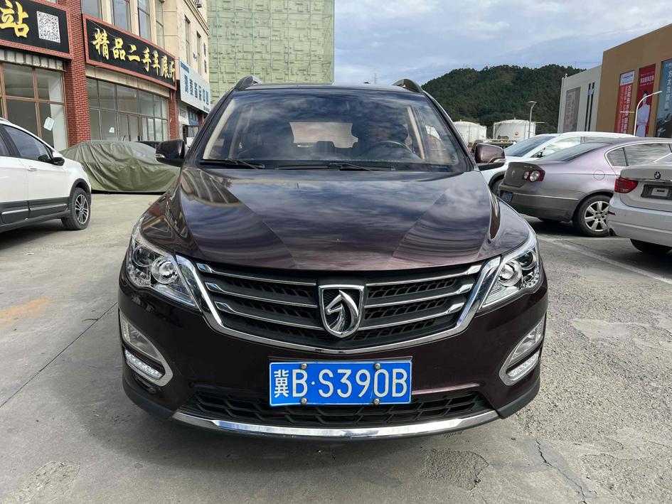r218333-baojun-560-2016_0