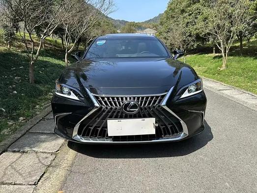 r218400-lexus-es-2023_0