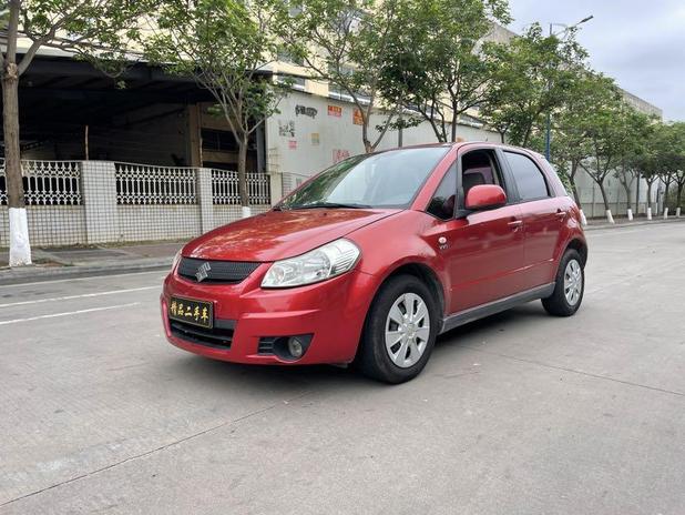 r218583-suzuki-sx4-2015_0