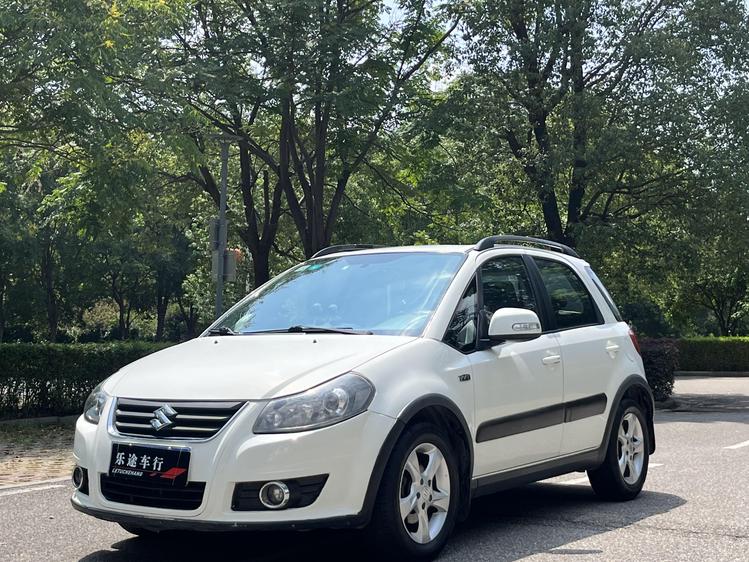 r218683-suzuki-sx4-2011_0