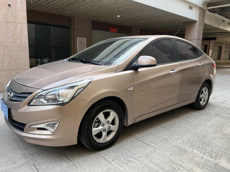 r218823-hyundai-verna-2016_0