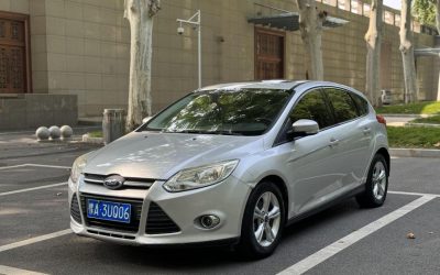r219068-ford-focus-2014_0