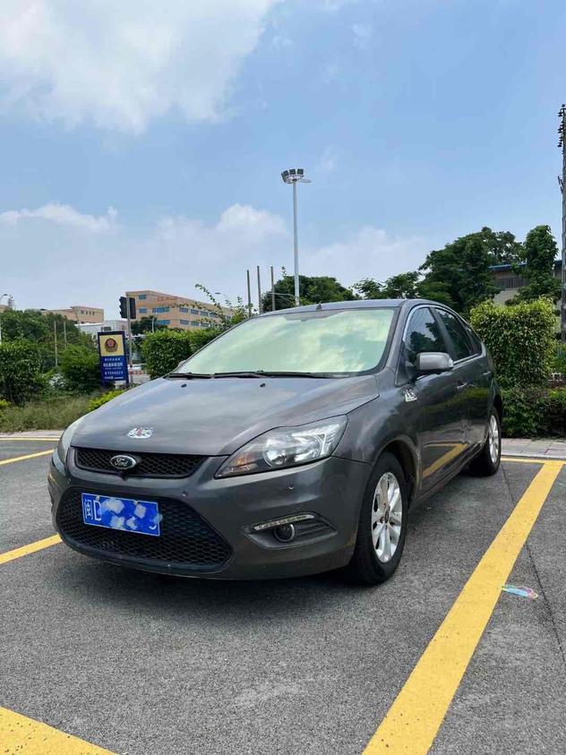 r219163-ford-focus-2014_0