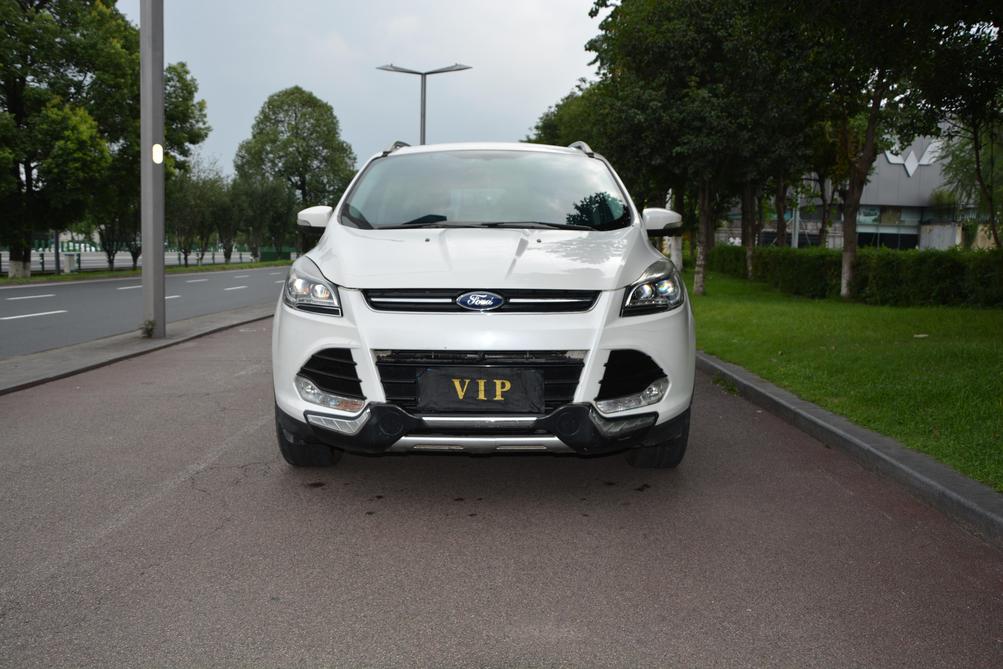 r219463-ford-kuga-2014_0